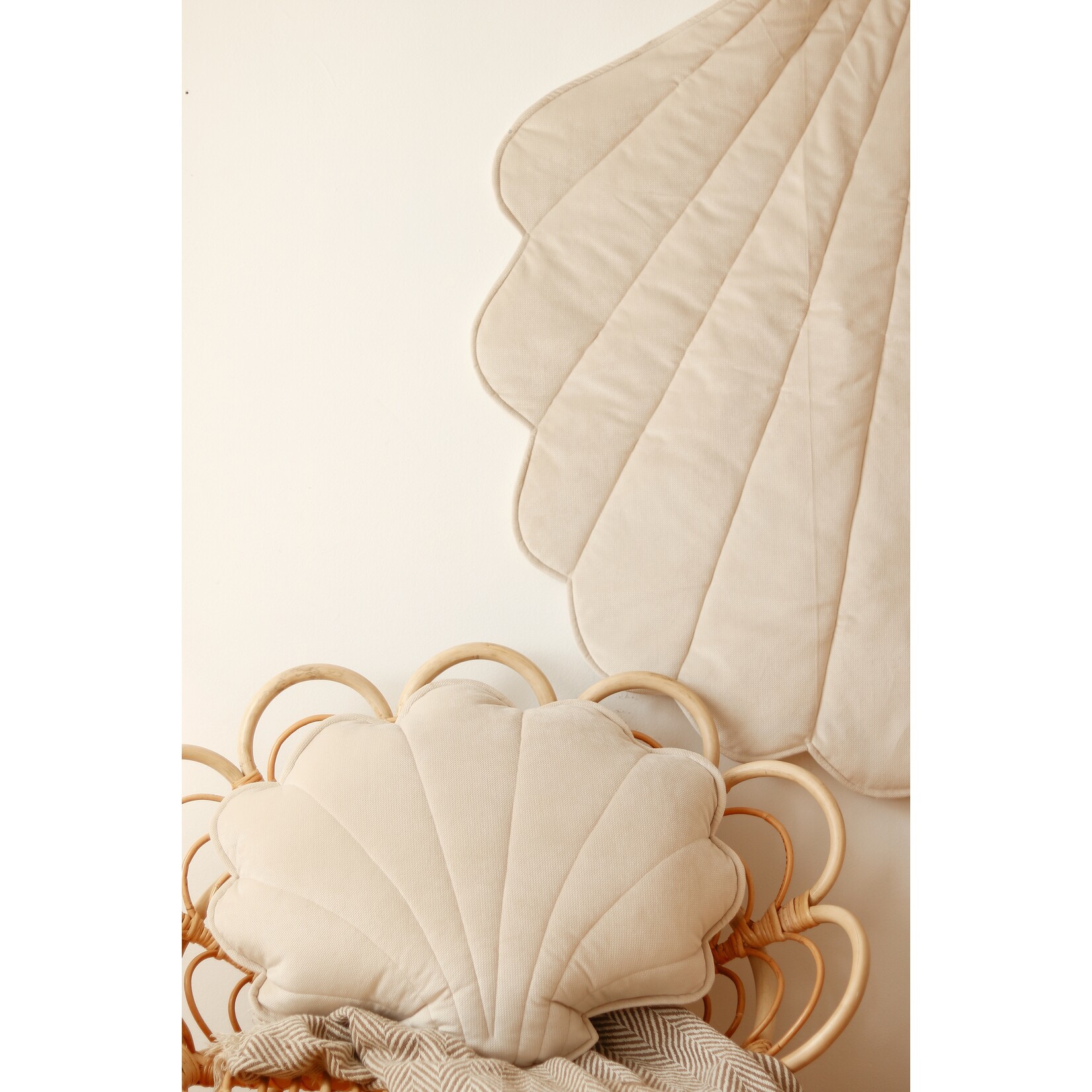 MOI MILI Schelp kussen Velvet XL - Cream